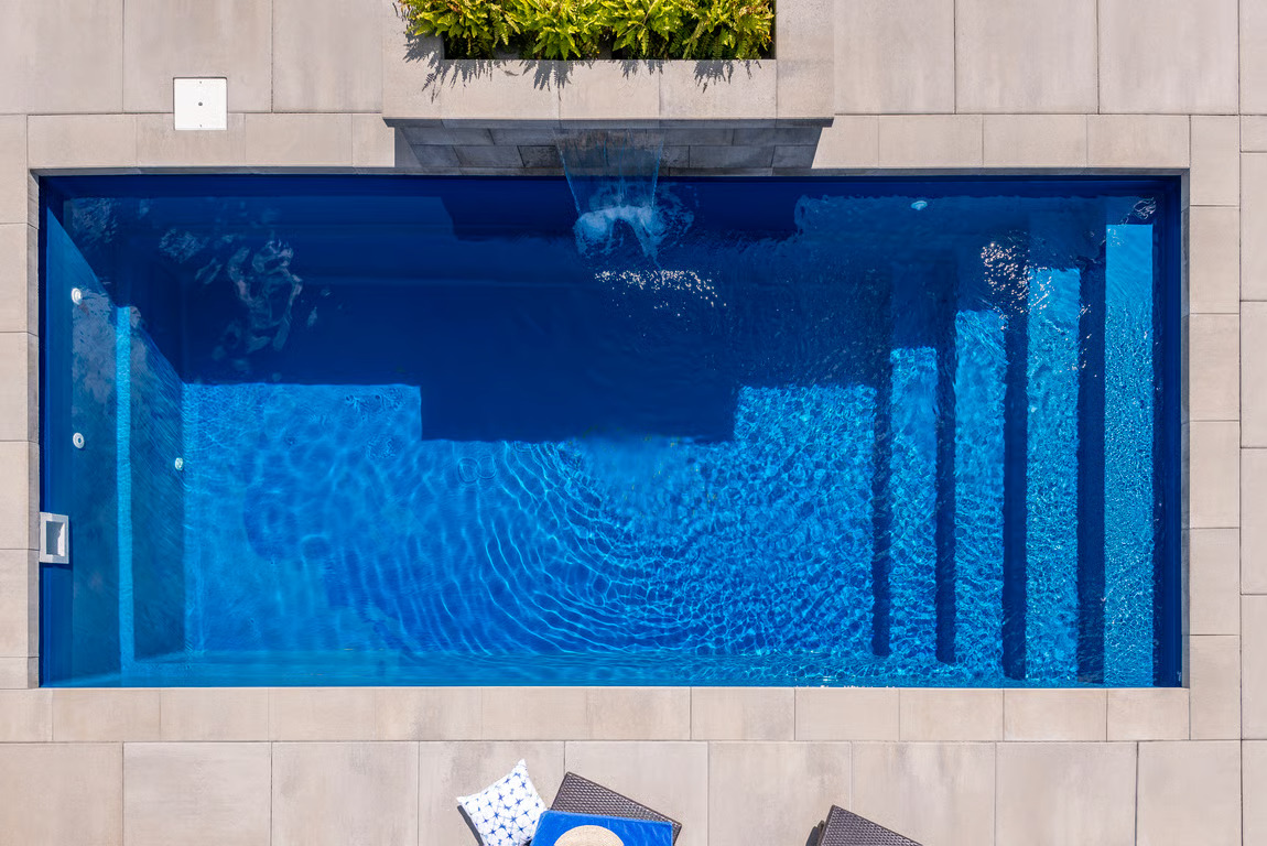 Topaze Pool